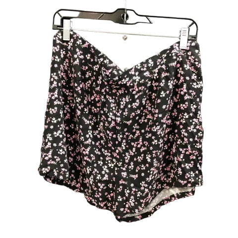 Shorts By No Boundaries In Black, Size: L