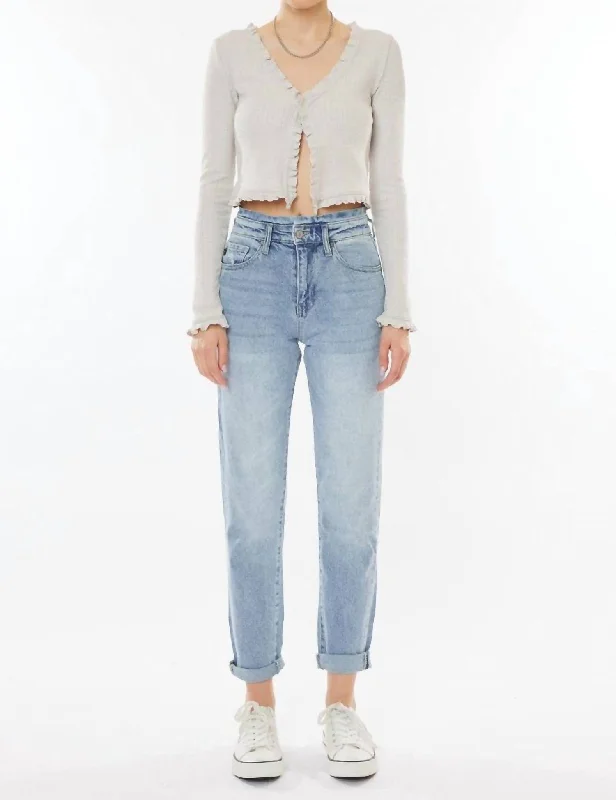 Year-End Clearance Chantal Ultra High Rise Mom Jeans In Light Wash