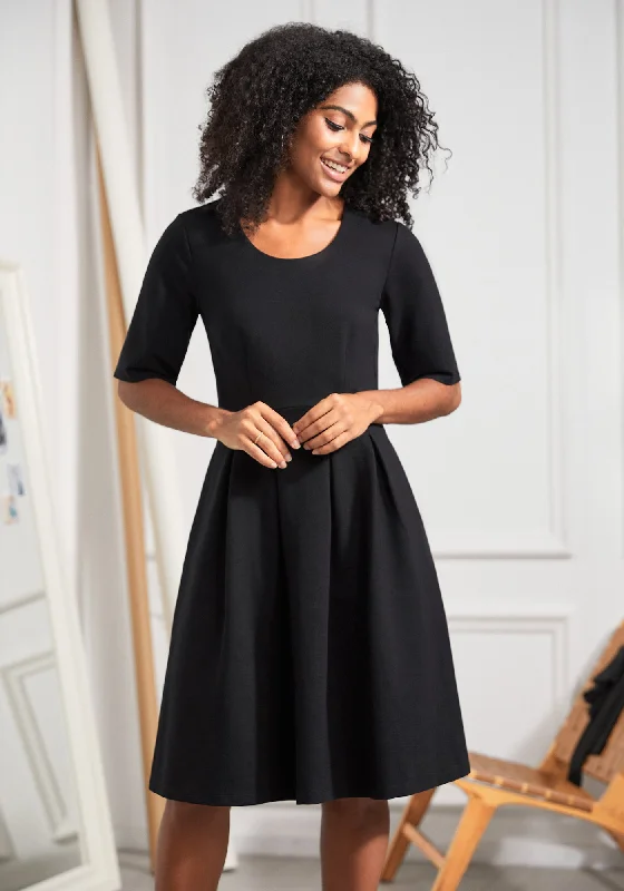 YEAR-End Clearance Sculpt & Sway Scoop Neck Dress (Black)