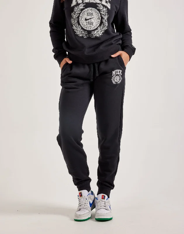 Value Deals Nike Club Fleece Mid-Rise Pants