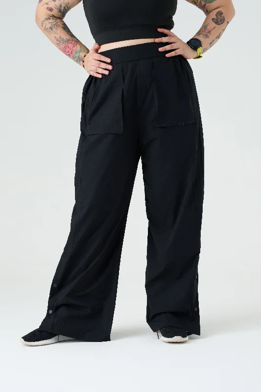 Hot Deal Trekkie Parachute Pants: Black