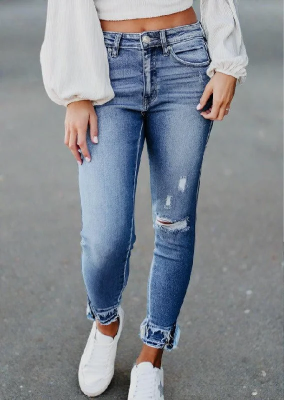 Deal Dash Raw Hem Distressed Jeans with Pockets