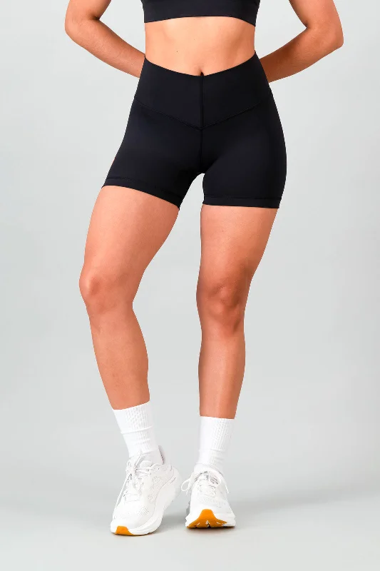 Super Deal Dynamic 4-Inch Shorts